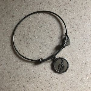Bella Ryan "S" Bracelet